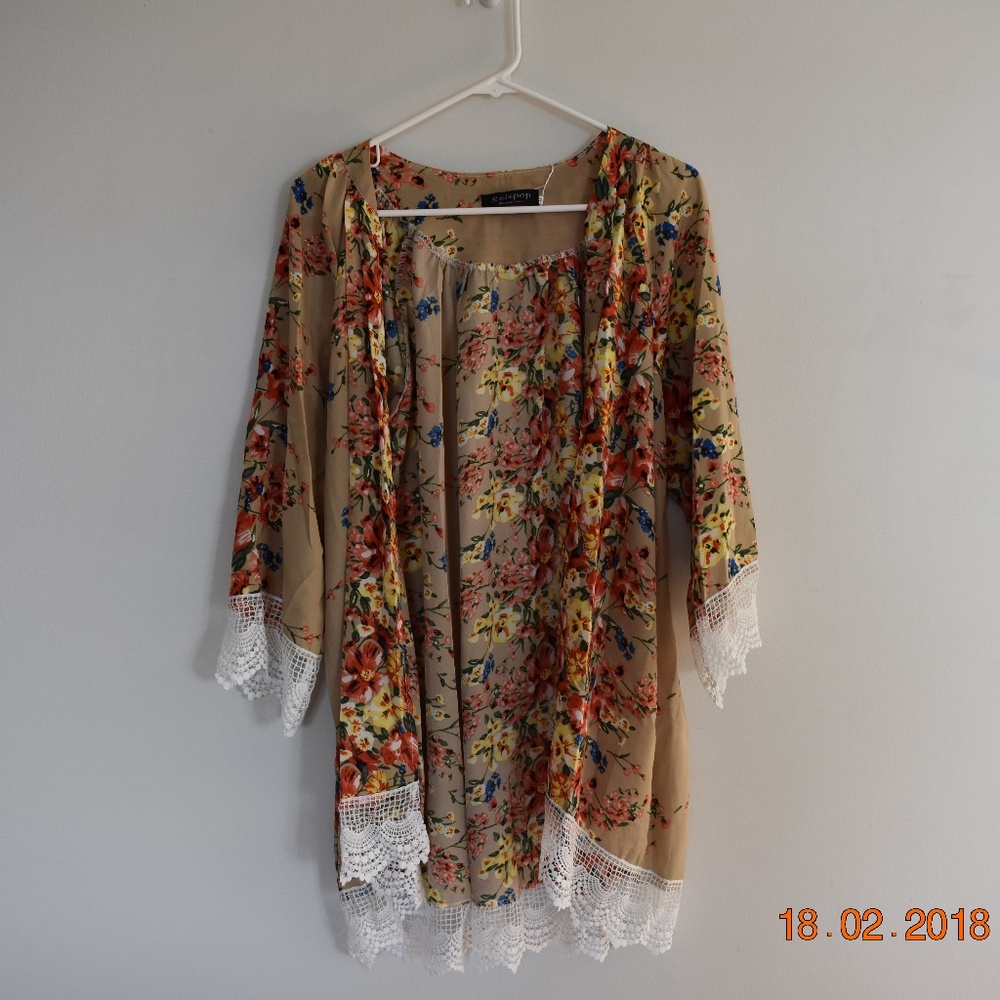 floral cardigan